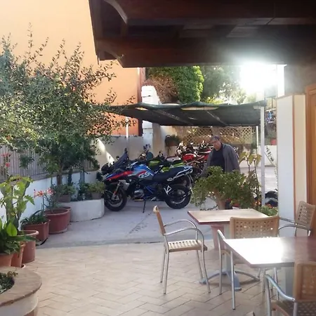 Plammas Hotel 3*