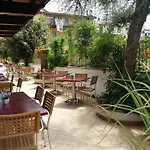 Plammas Hotel 3*