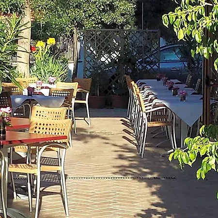Plammas 3* Santa Maria Navarrese