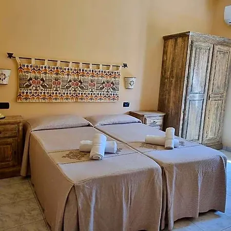 Plammas Hotel 3*